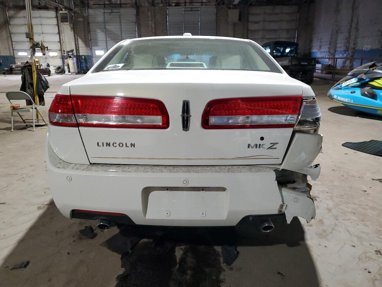 2012 Lincoln MKZ - Image 6