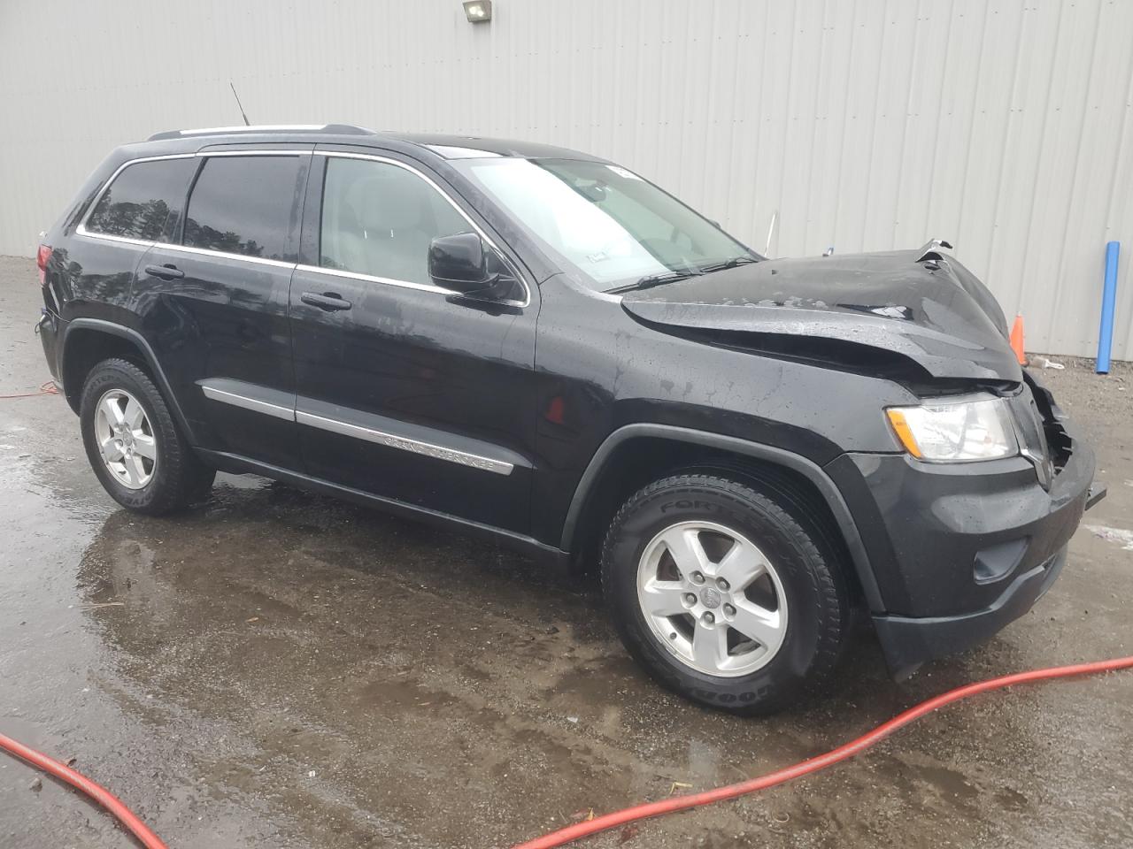 2011 Jeep Grand Cherokee - Image 4