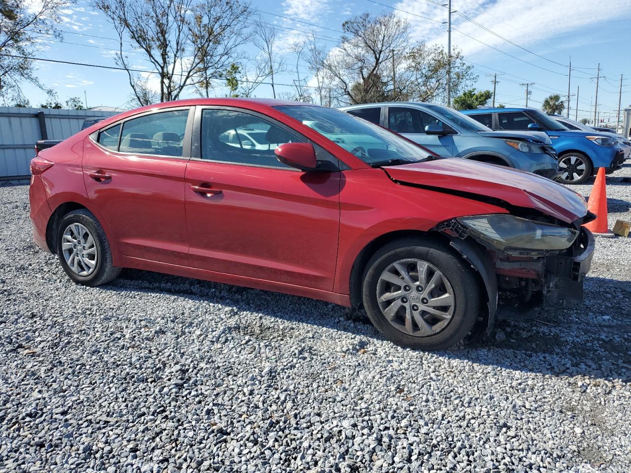 2017 Hyundai Elantra - Image 4