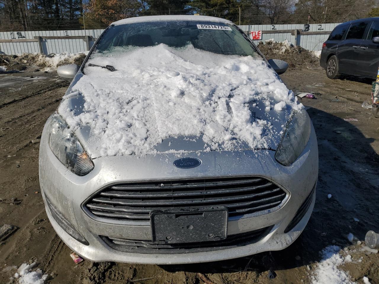 2014 Ford Fiesta - Image 5