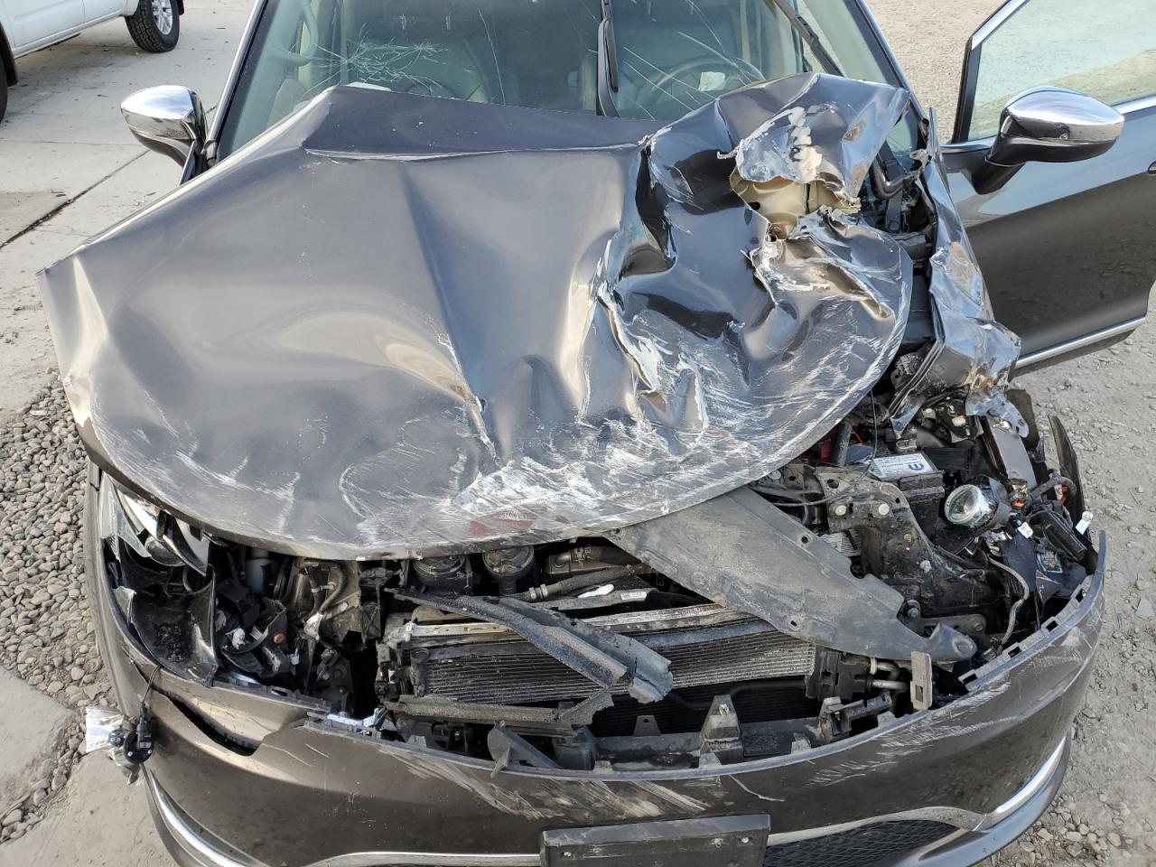 2019 Chrysler Pacifica - Image 14