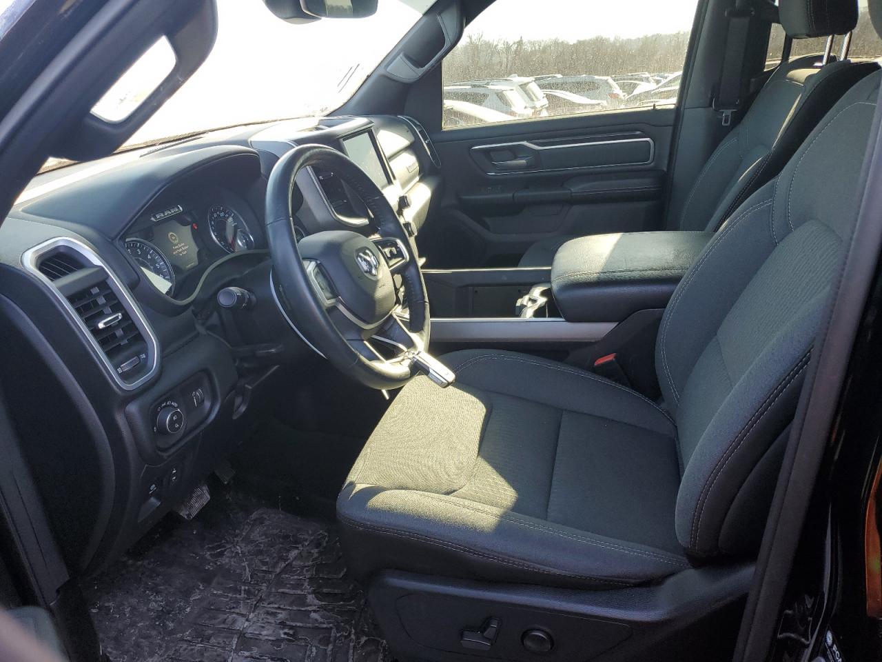 2022 RAM 1500 - Image 7