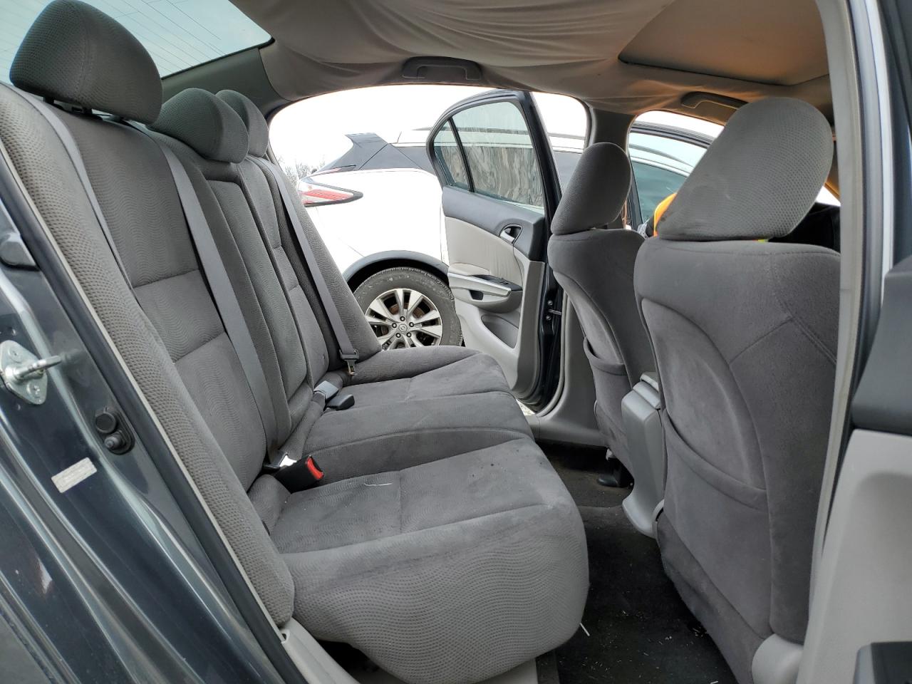 2009 Honda Accord - Image 10