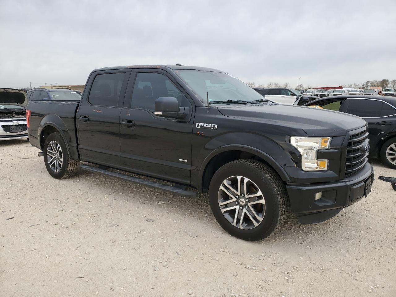 VIN 1FTEW1CP7GKE92818 2016 FORD F-150 no.4