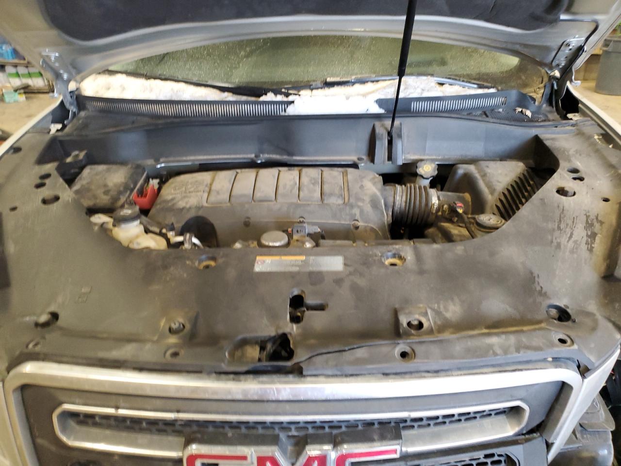 2016 GMC Acadia - Image 12