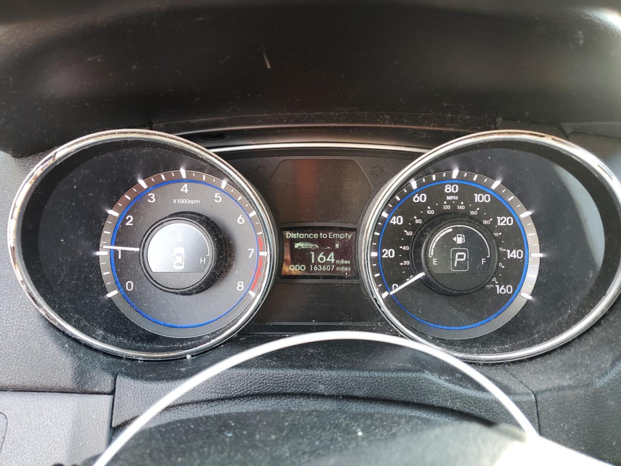 2013 Hyundai Sonata - Image 9