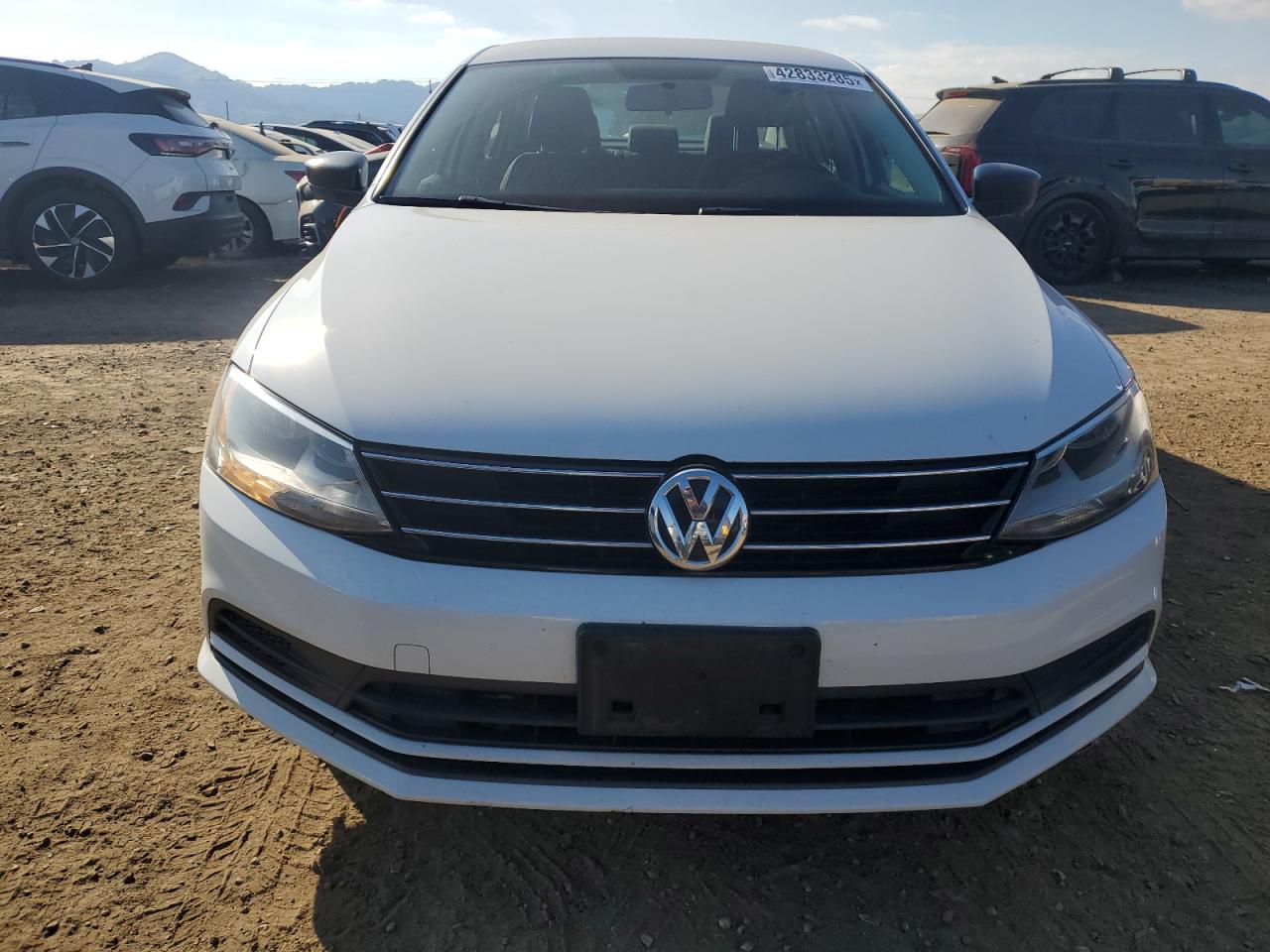 2015 Volkswagen Jetta - Image 5