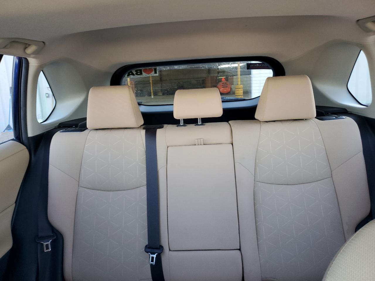 2019 Toyota RAV 4 - Image 10
