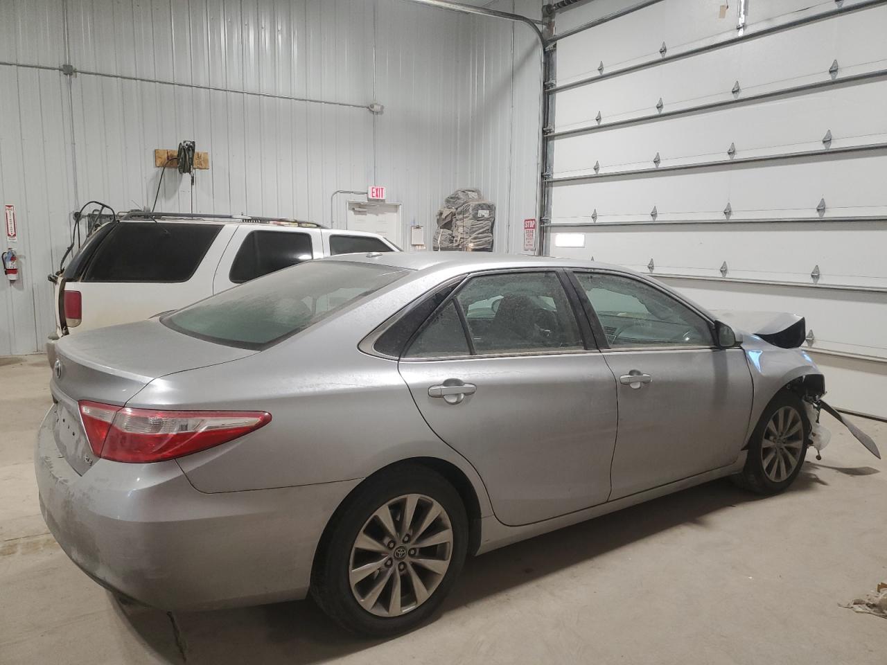 2015 Toyota Camry - Image 3