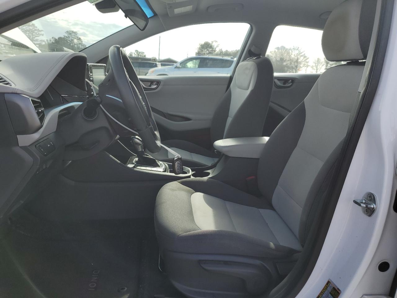 2020 Hyundai IONIQ - Image 7