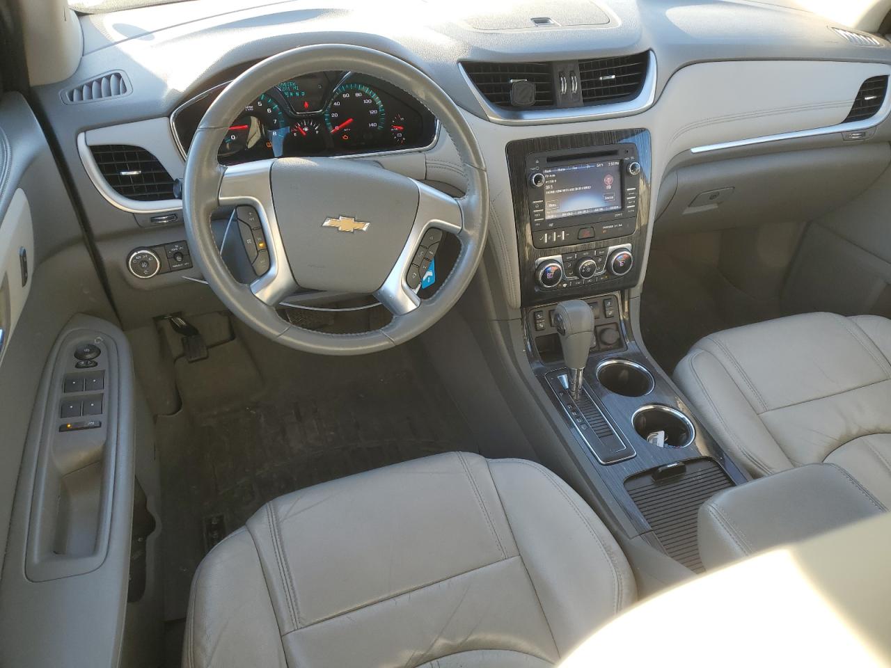 2015 Chevrolet Traverse - Image 8