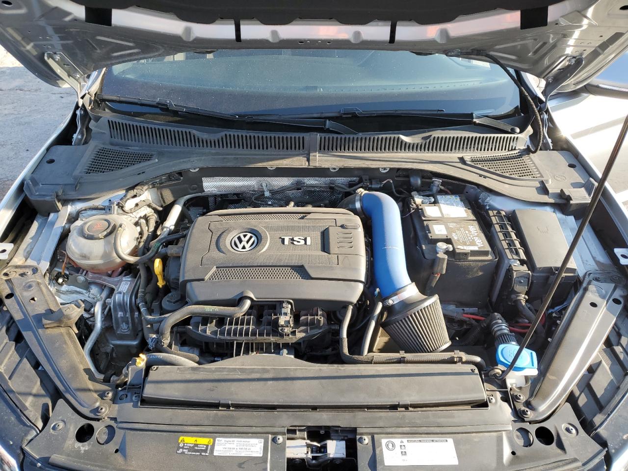 2019 Volkswagen Jetta - Image 11