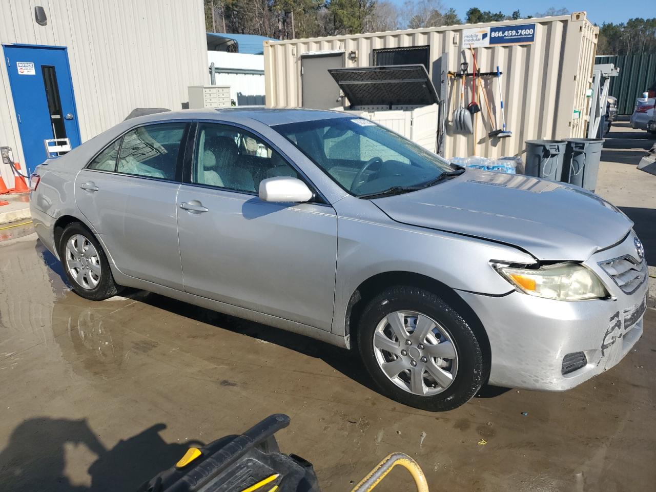 2010 Toyota Camry - Image 4