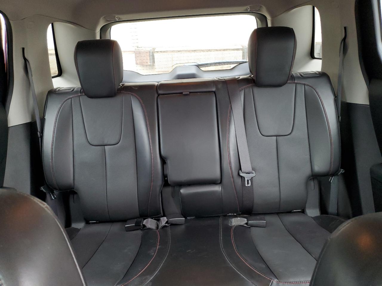 2016 GMC Terrain - Image 10