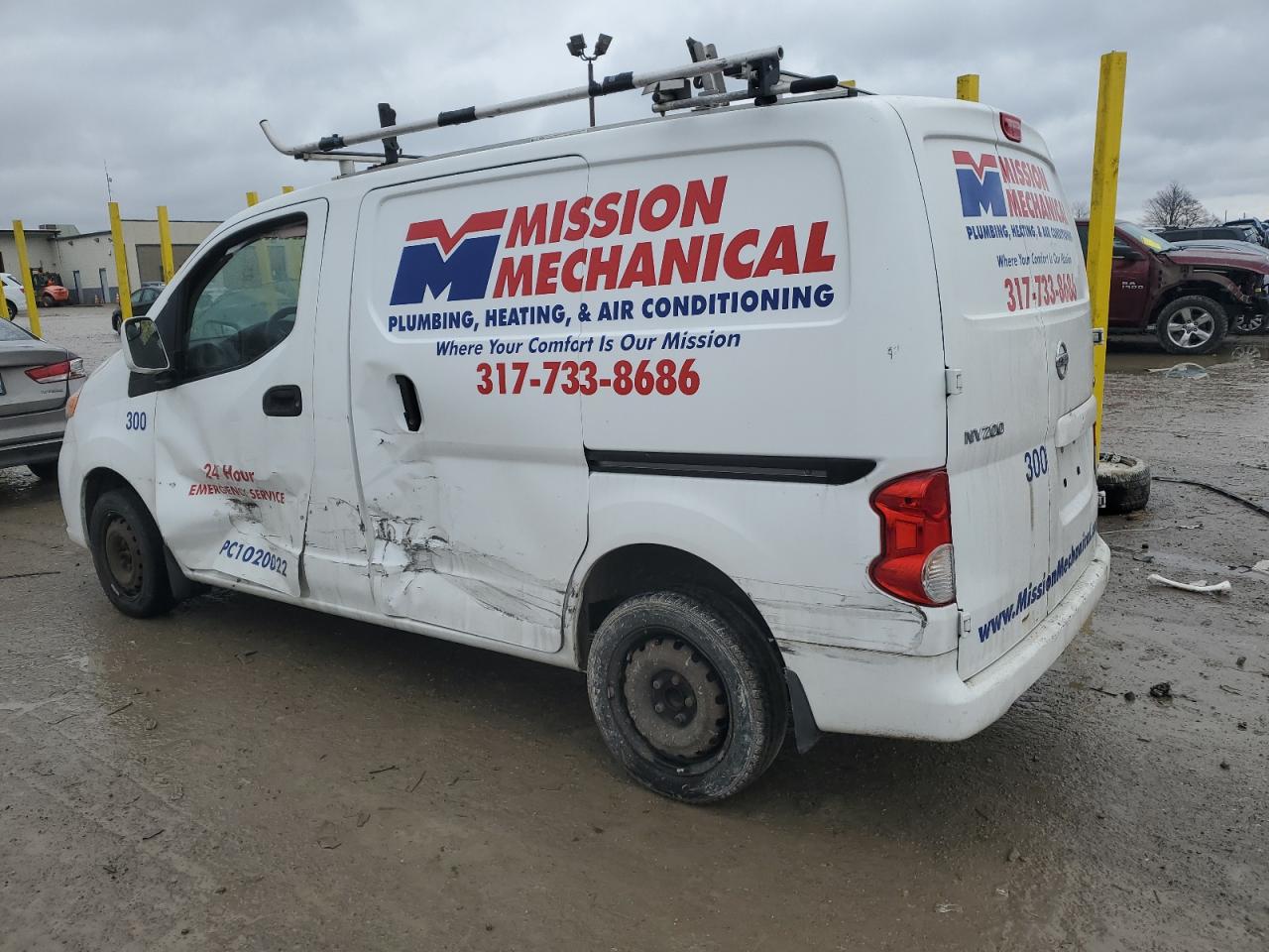 2015 Nissan NV - Image 2