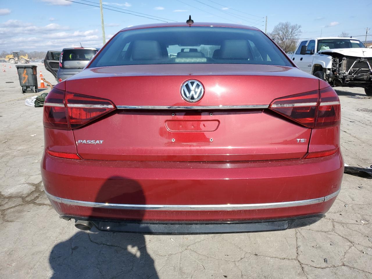 2017 Volkswagen Passat - Image 6