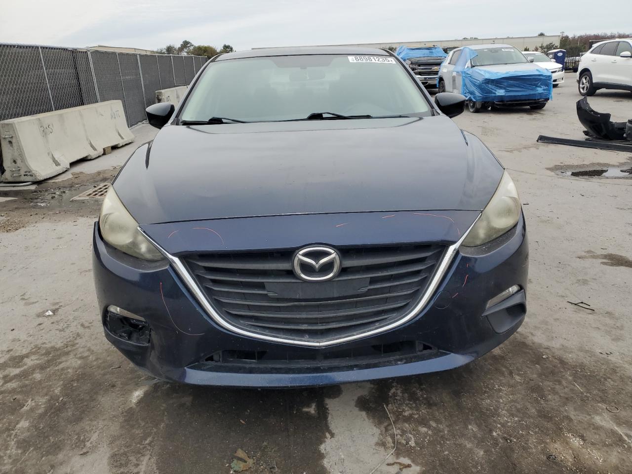 2015 Mazda 3 - Image 5