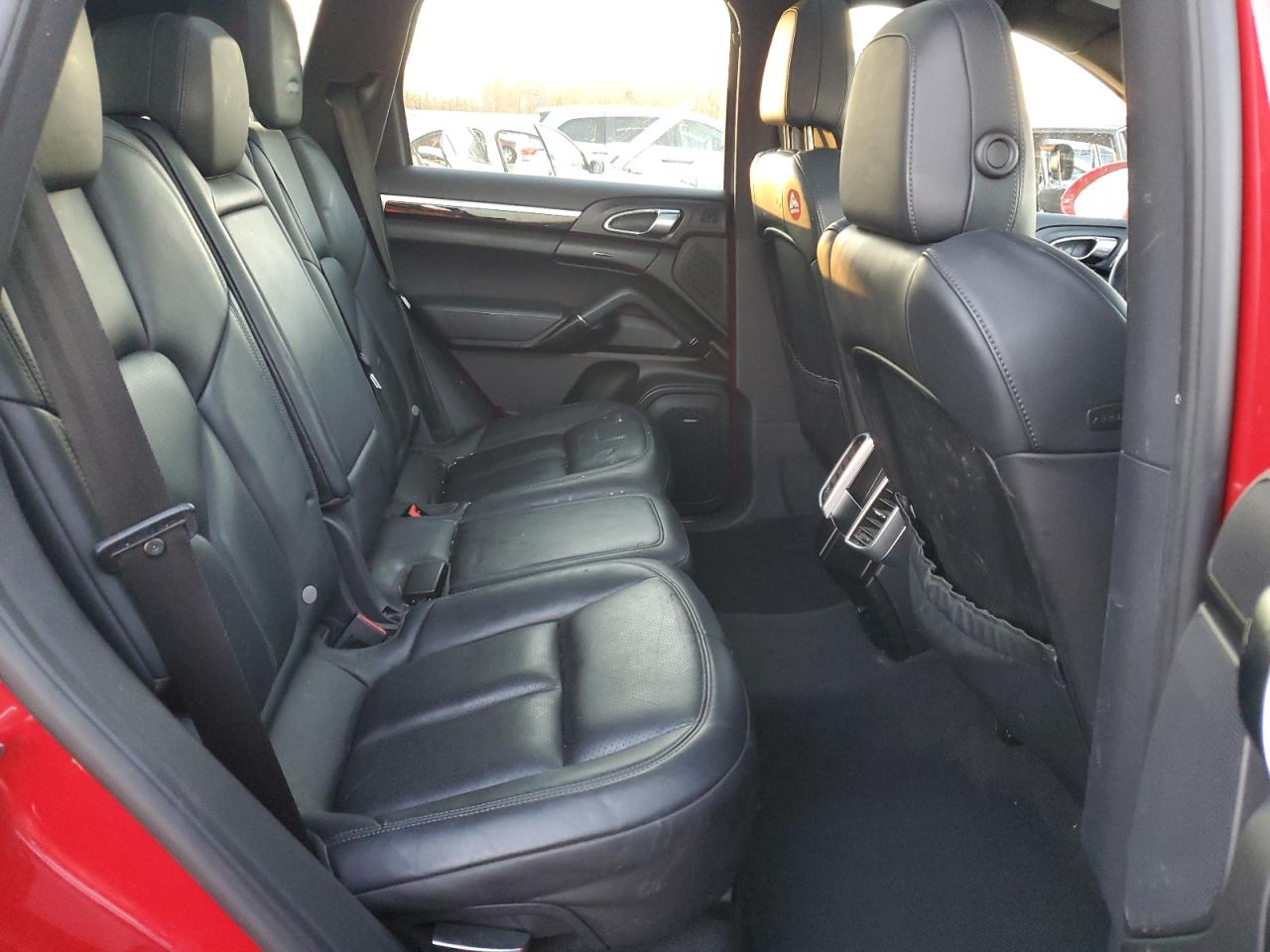 2016 Porsche Cayenne - Image 11