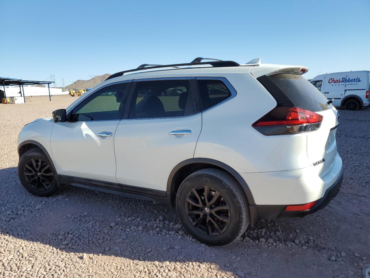 2018 Nissan Rogue - Image 2