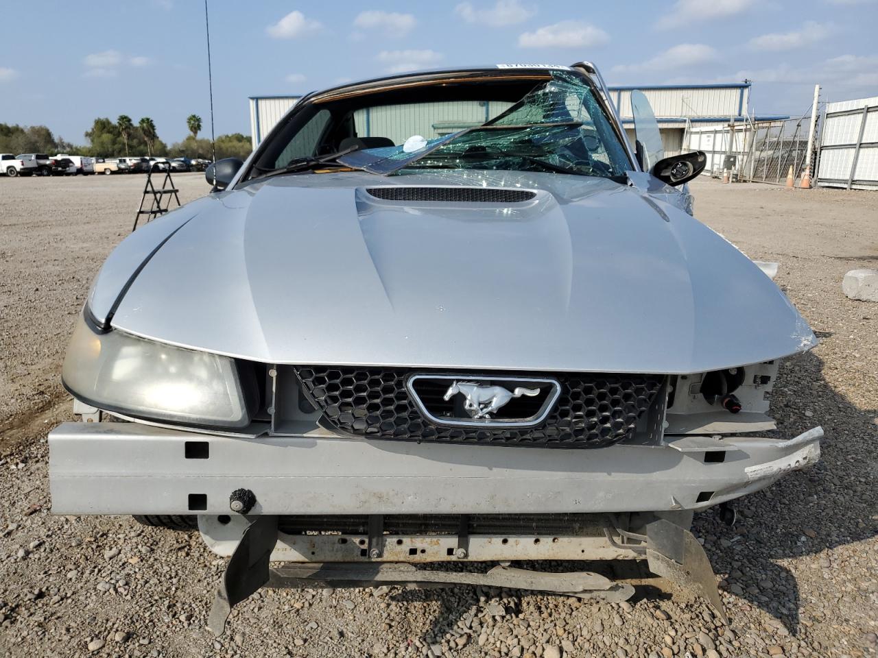 2001 Ford Mustang - Image 5