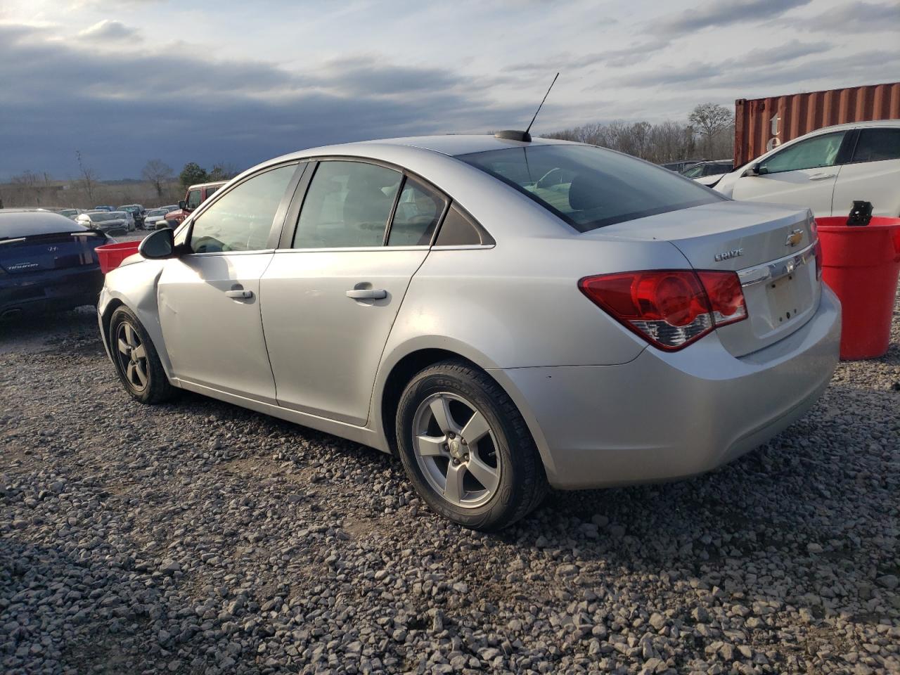 2016 Chevrolet Cruze - Image 2