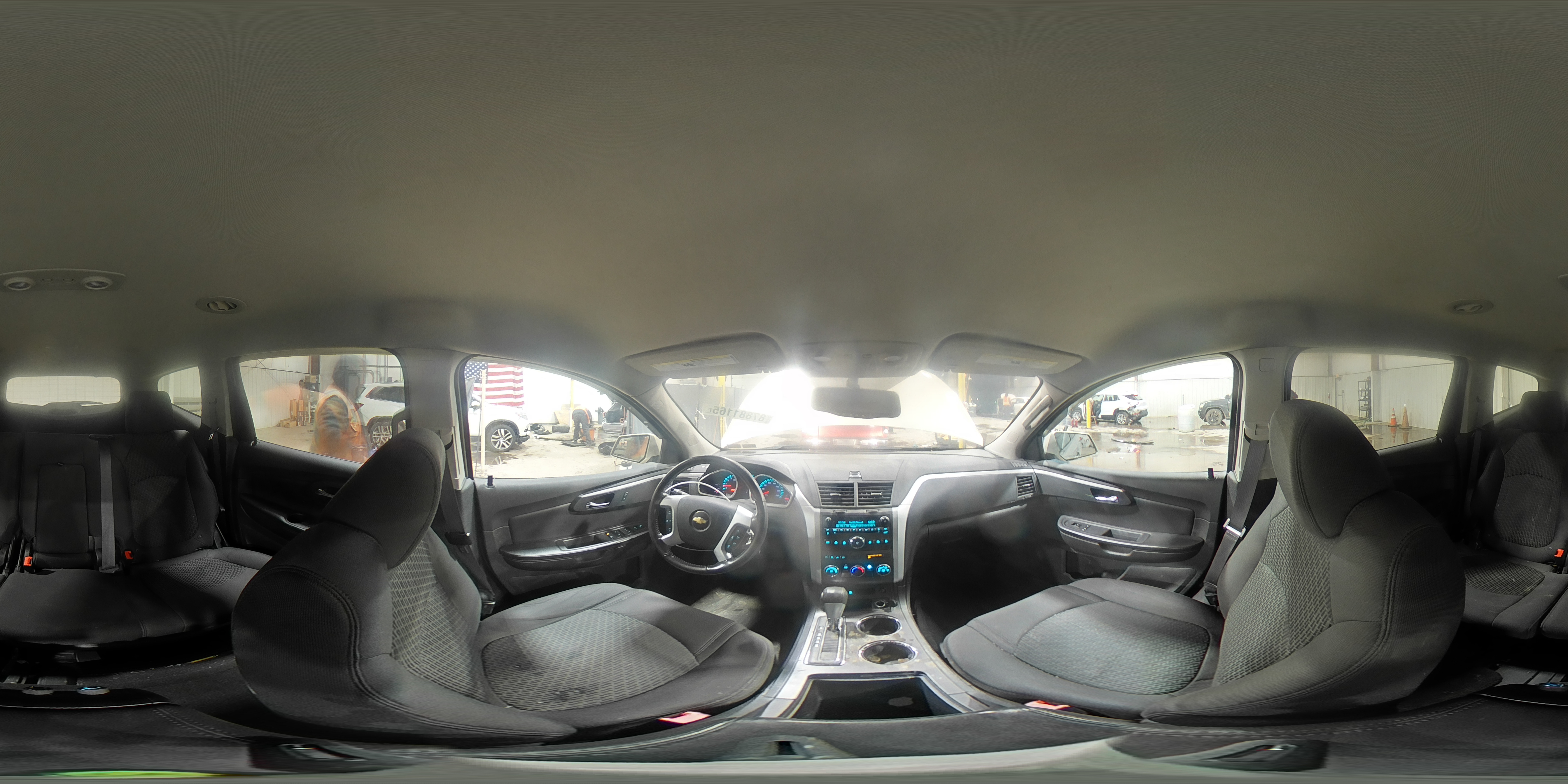2012 Chevrolet Traverse - Image 15