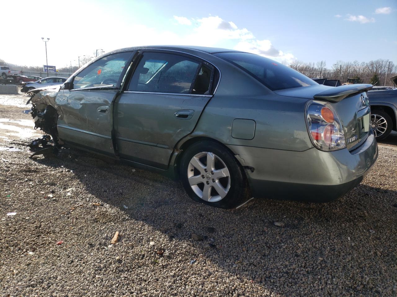 2003 Nissan Altima - Image 2