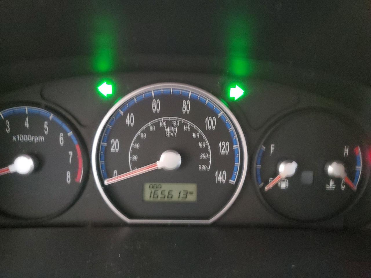 2009 Hyundai Santa Fe - Image 9