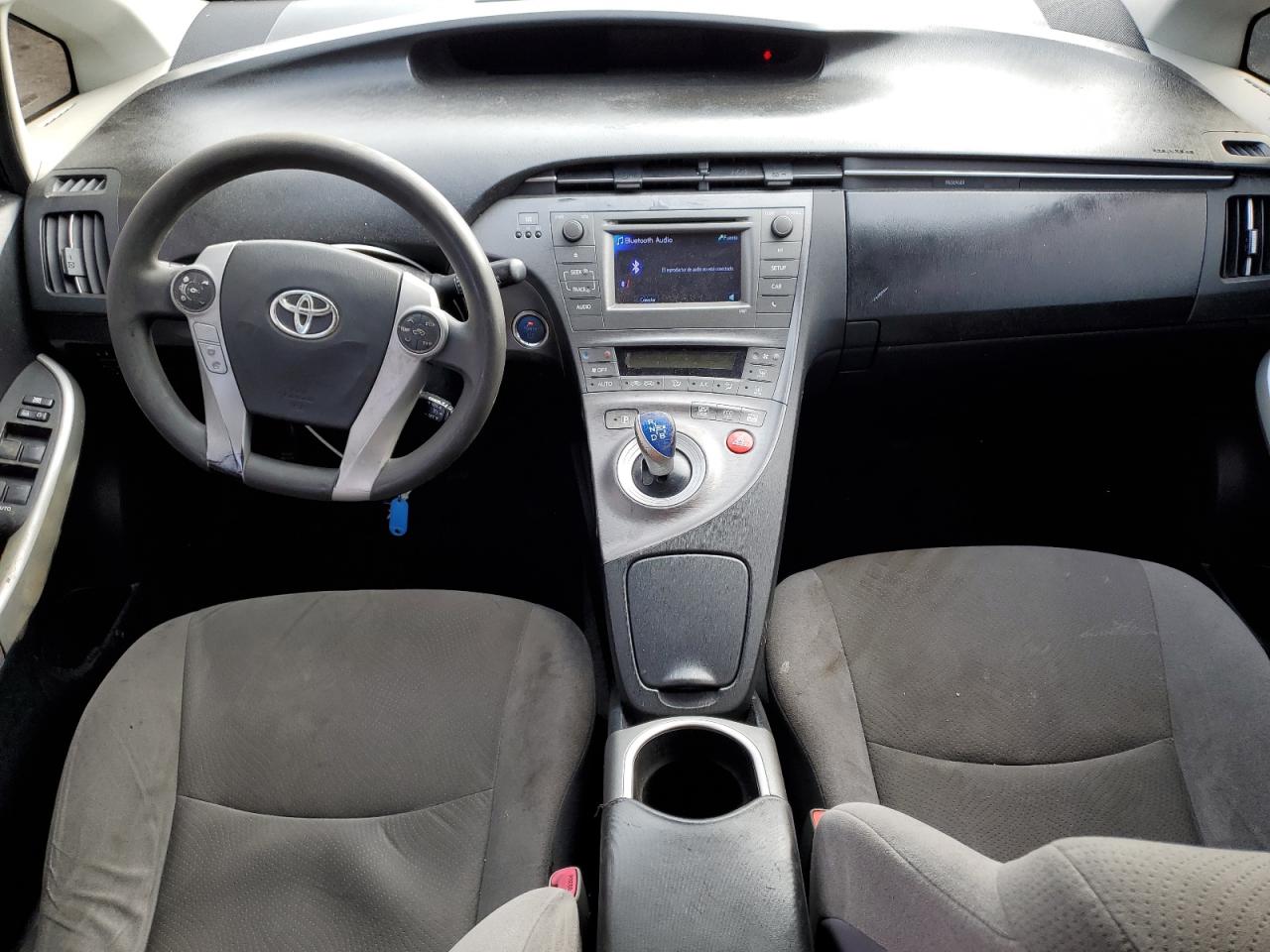 2014 Toyota Prius - Image 8