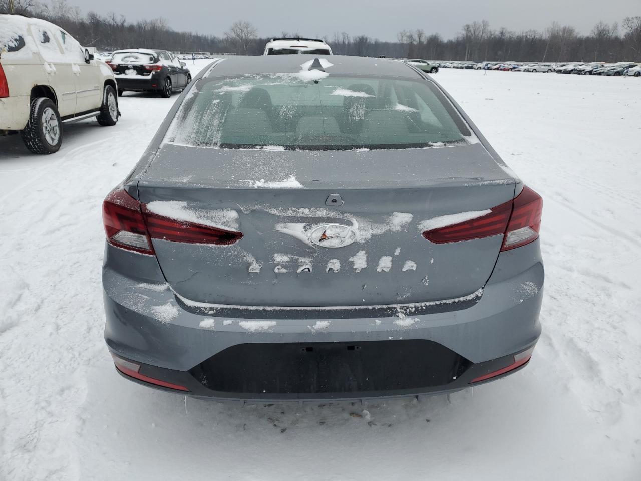 2019 Hyundai Elantra - Image 6