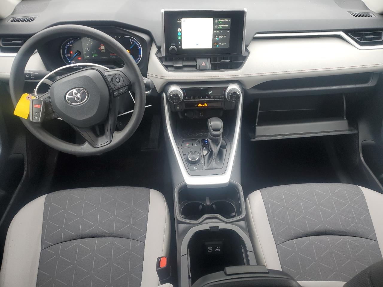 2024 Toyota RAV 4 - Image 8