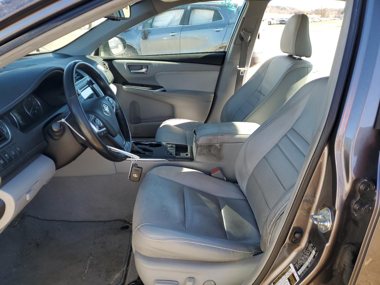 2015 Toyota Camry - Image 7