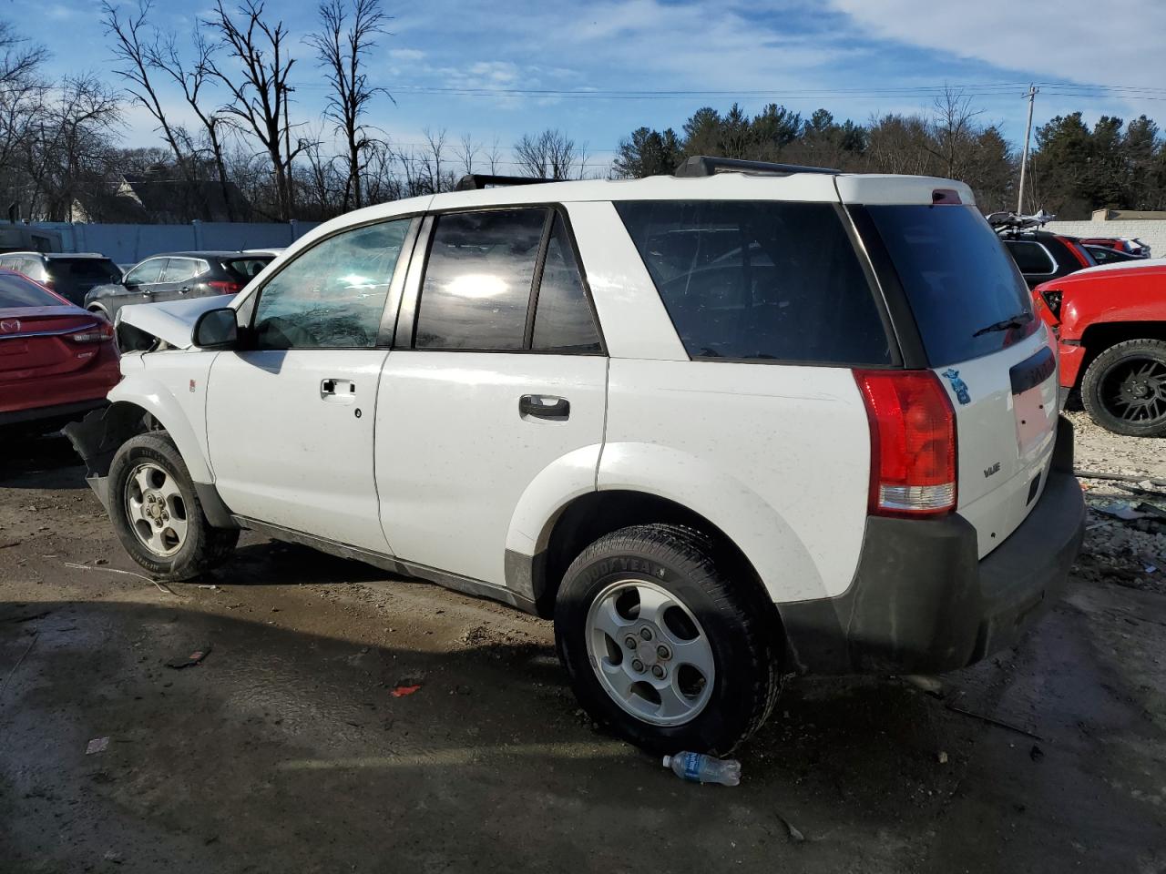 2004 Saturn VUE - Image 2