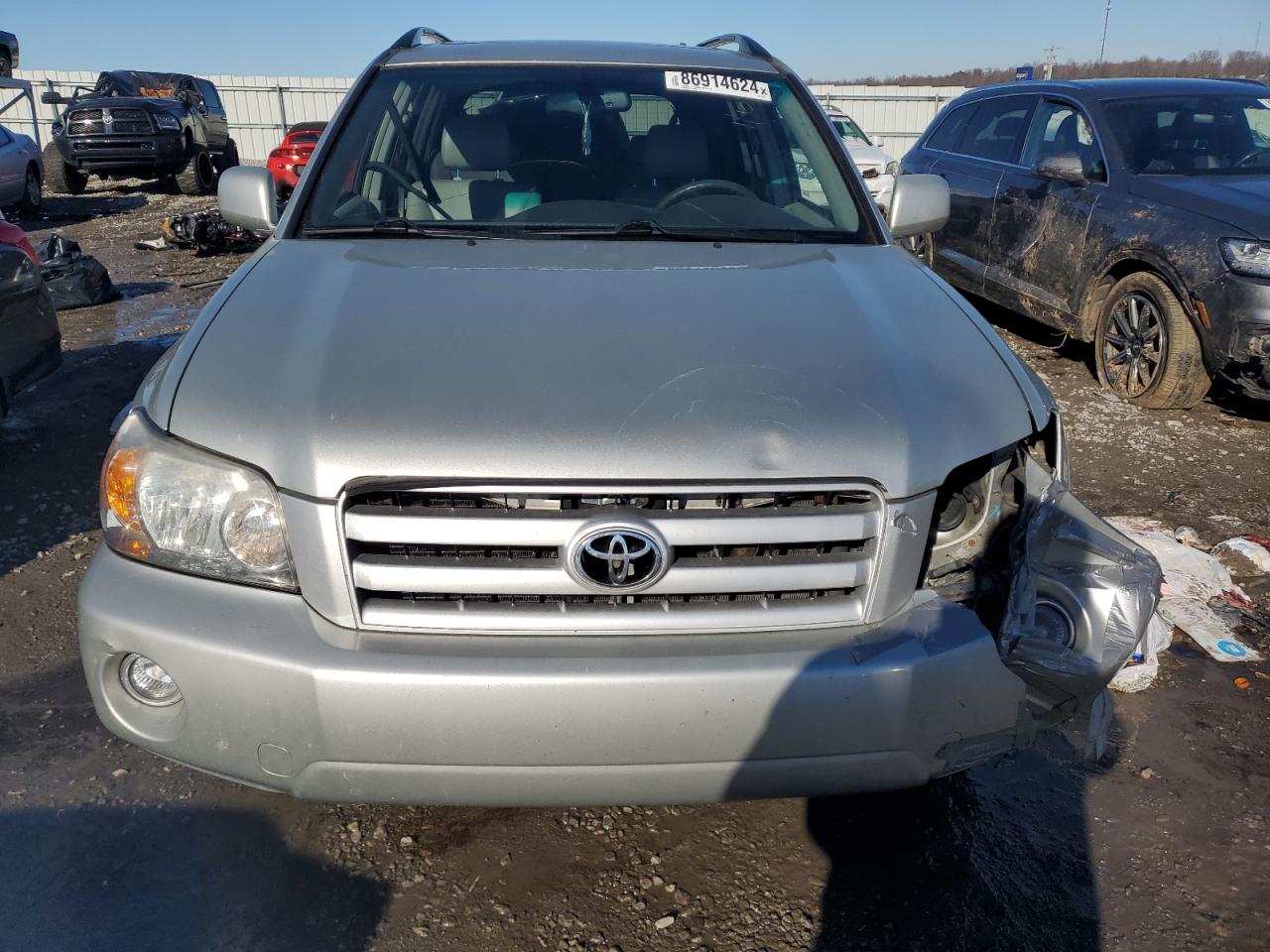 2004 Toyota Highlander - Image 5