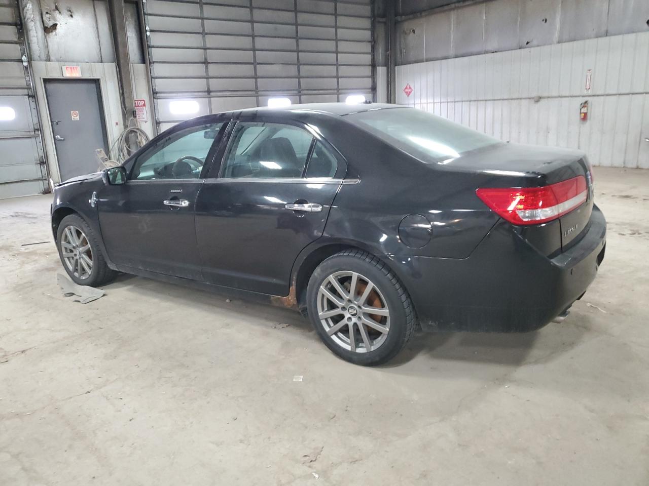 2011 Lincoln MKZ - Image 2