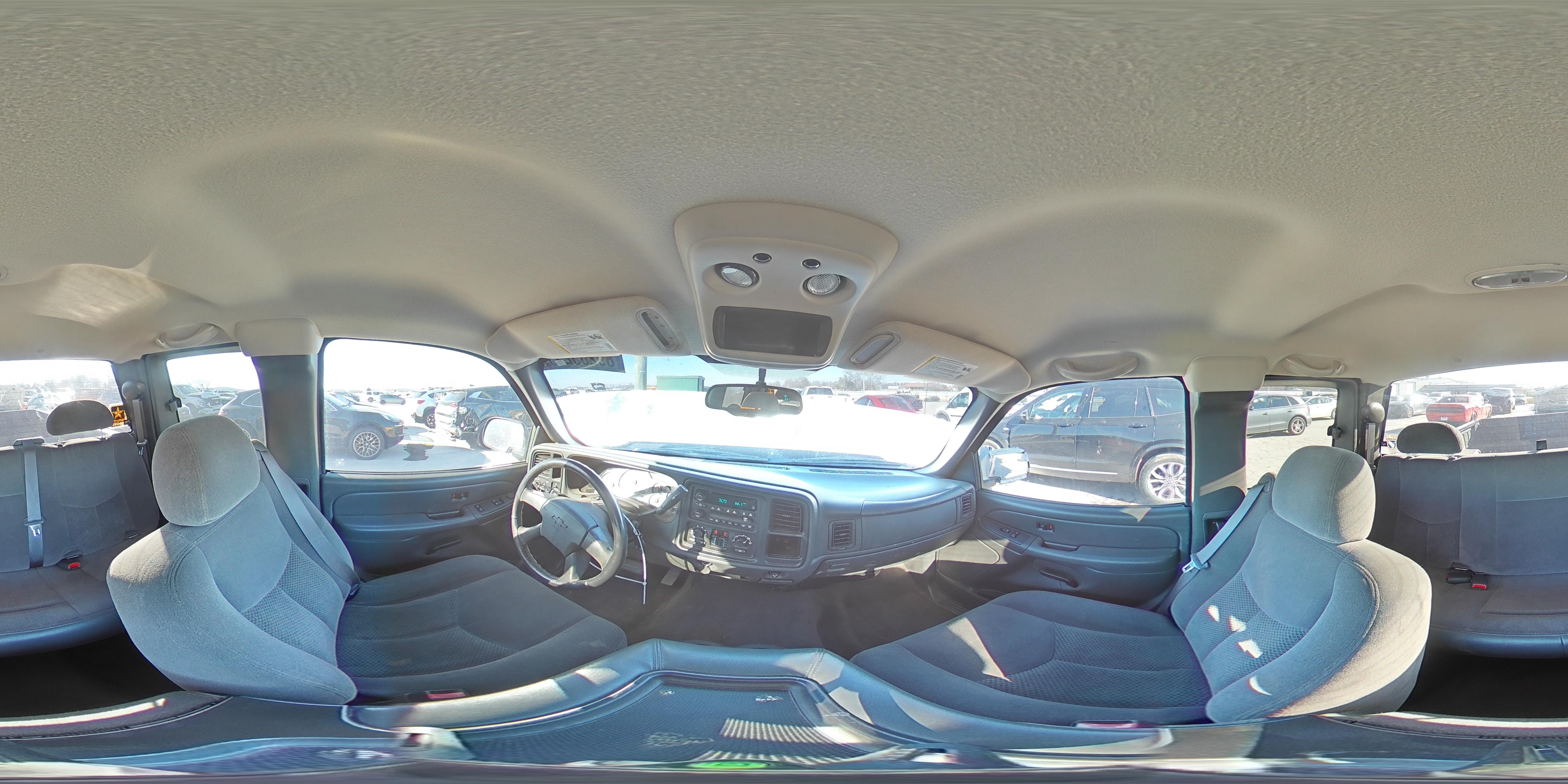 2006 Chevrolet Silverado - Image 13