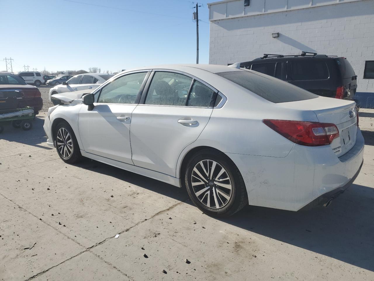 2019 Subaru Legacy - Image 2