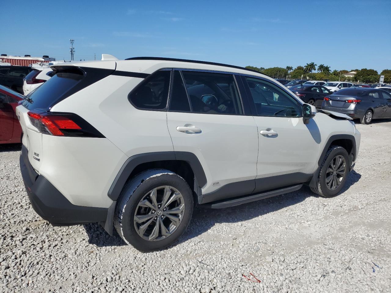 2022 Toyota RAV 4 - Image 3
