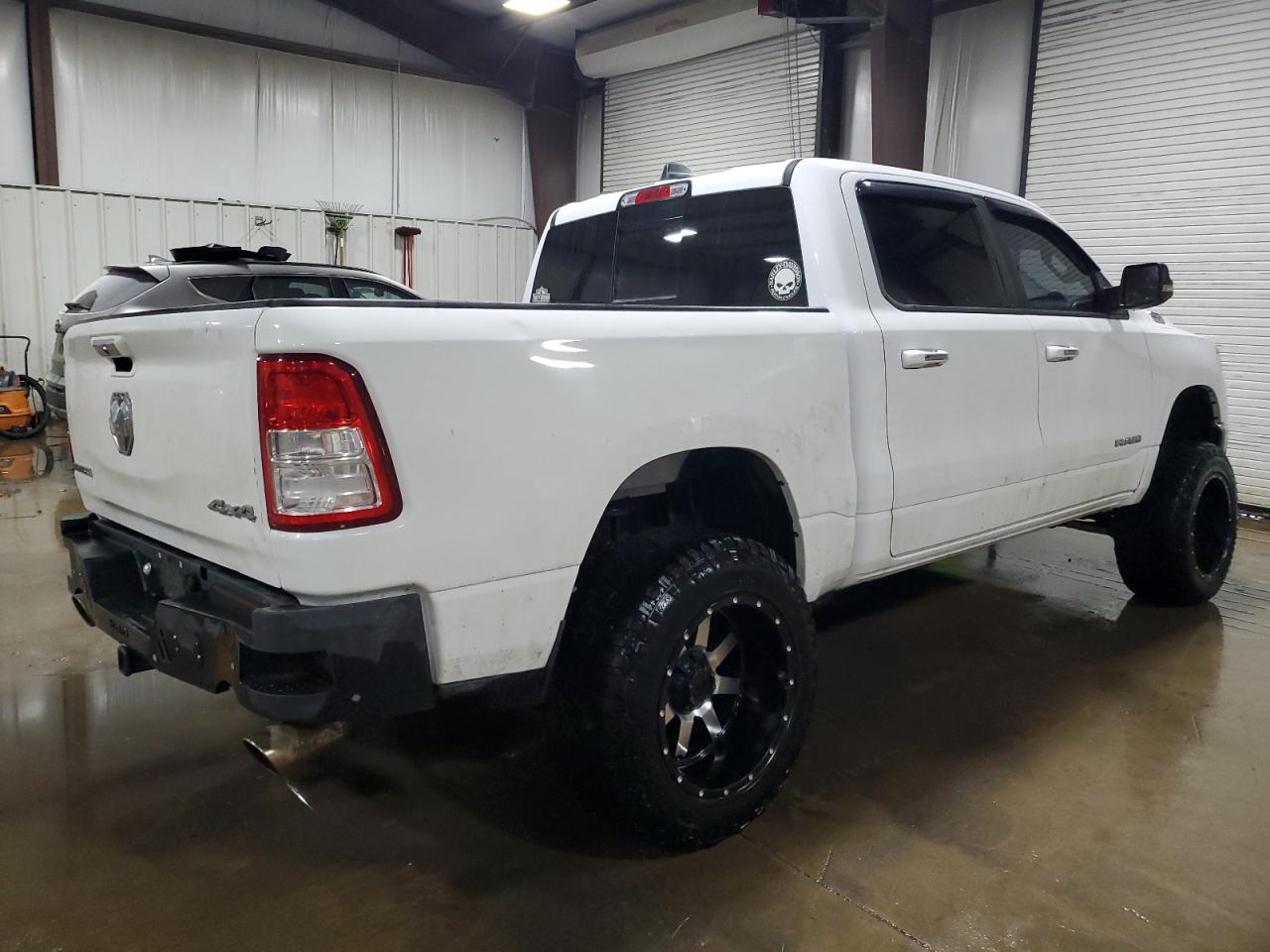 2019 RAM 1500 - Image 3