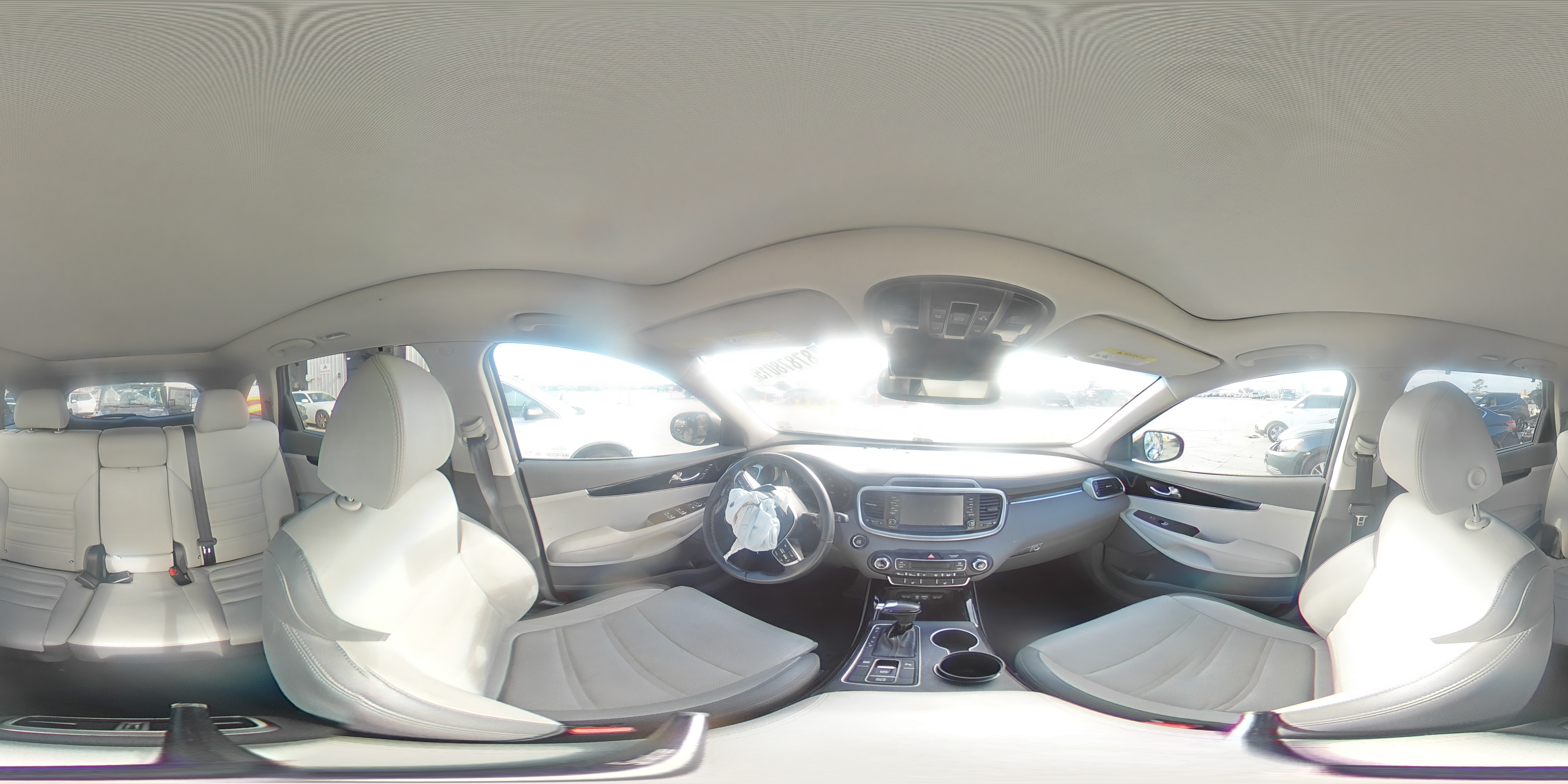 2019 Kia Sorento - Image 14
