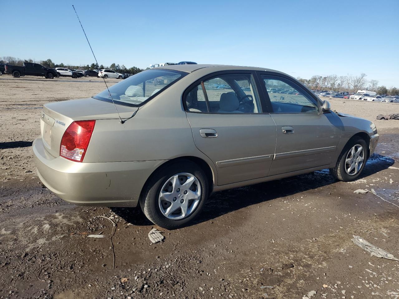 2006 Hyundai Elantra - Image 3