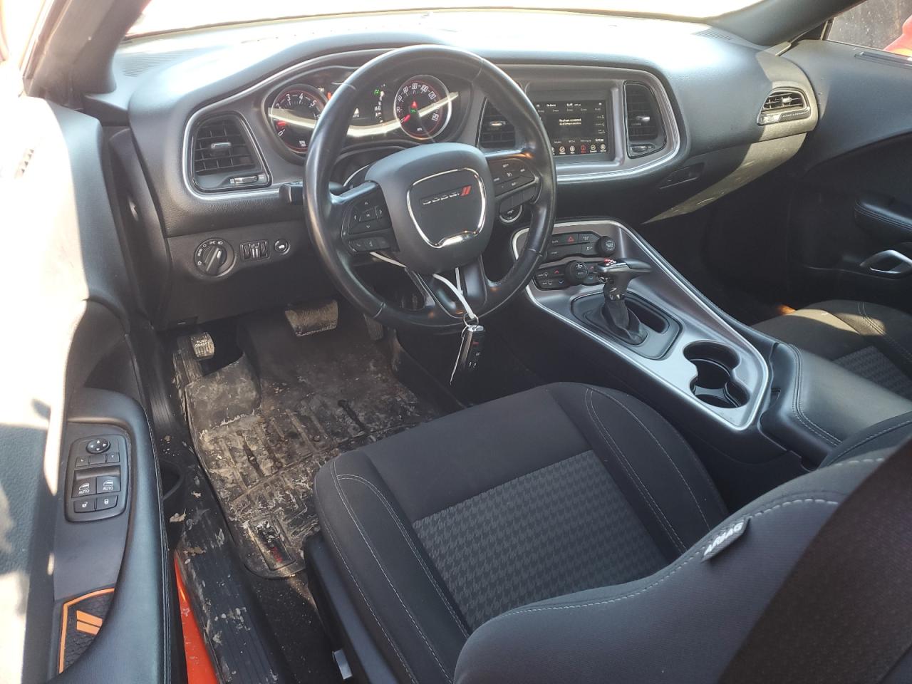 2019 Dodge Challenger - Image 8