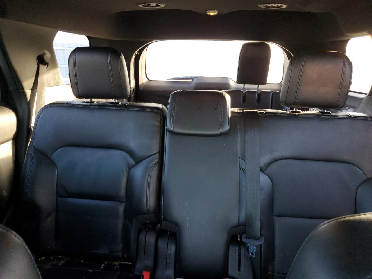 2017 Ford Explorer - Image 10