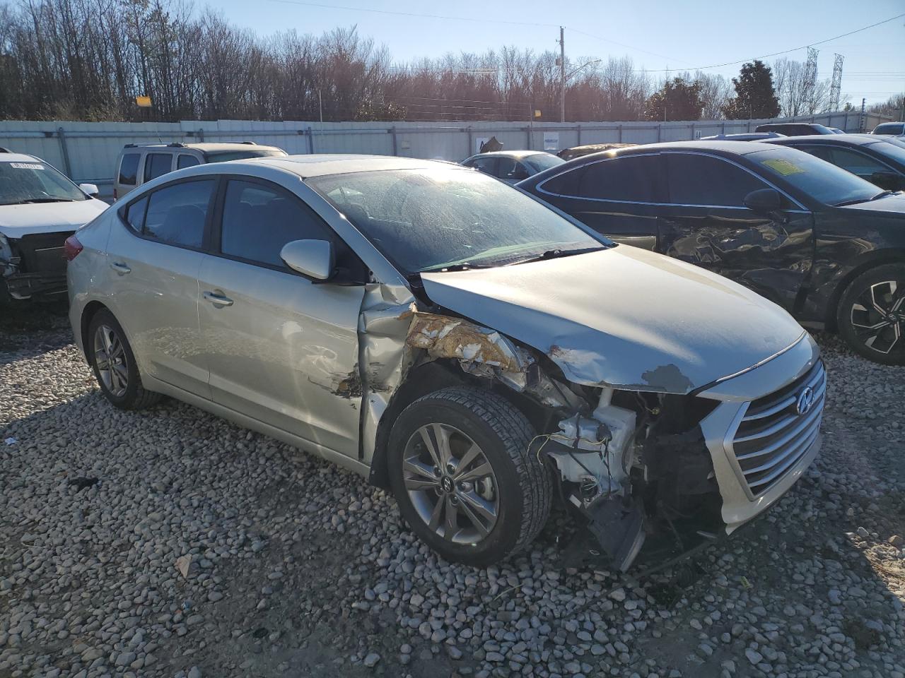 2017 Hyundai Elantra - Image 4