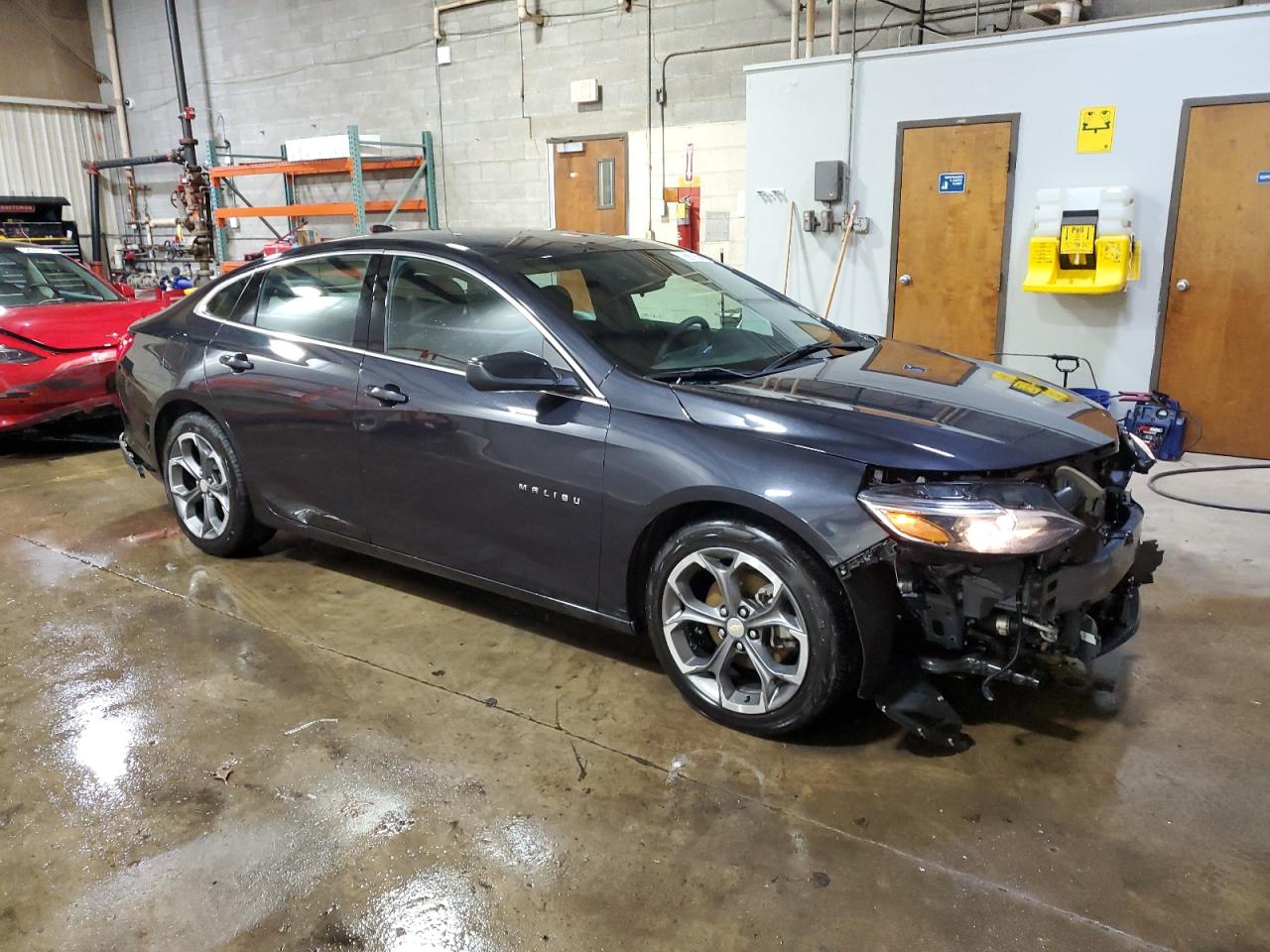 2023 Chevrolet Malibu - Image 4