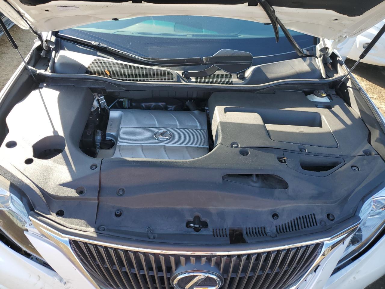 2010 Lexus RX - Image 12