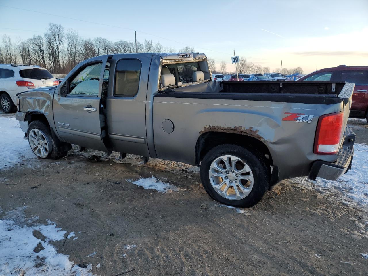 2012 GMC Sierra - Image 2