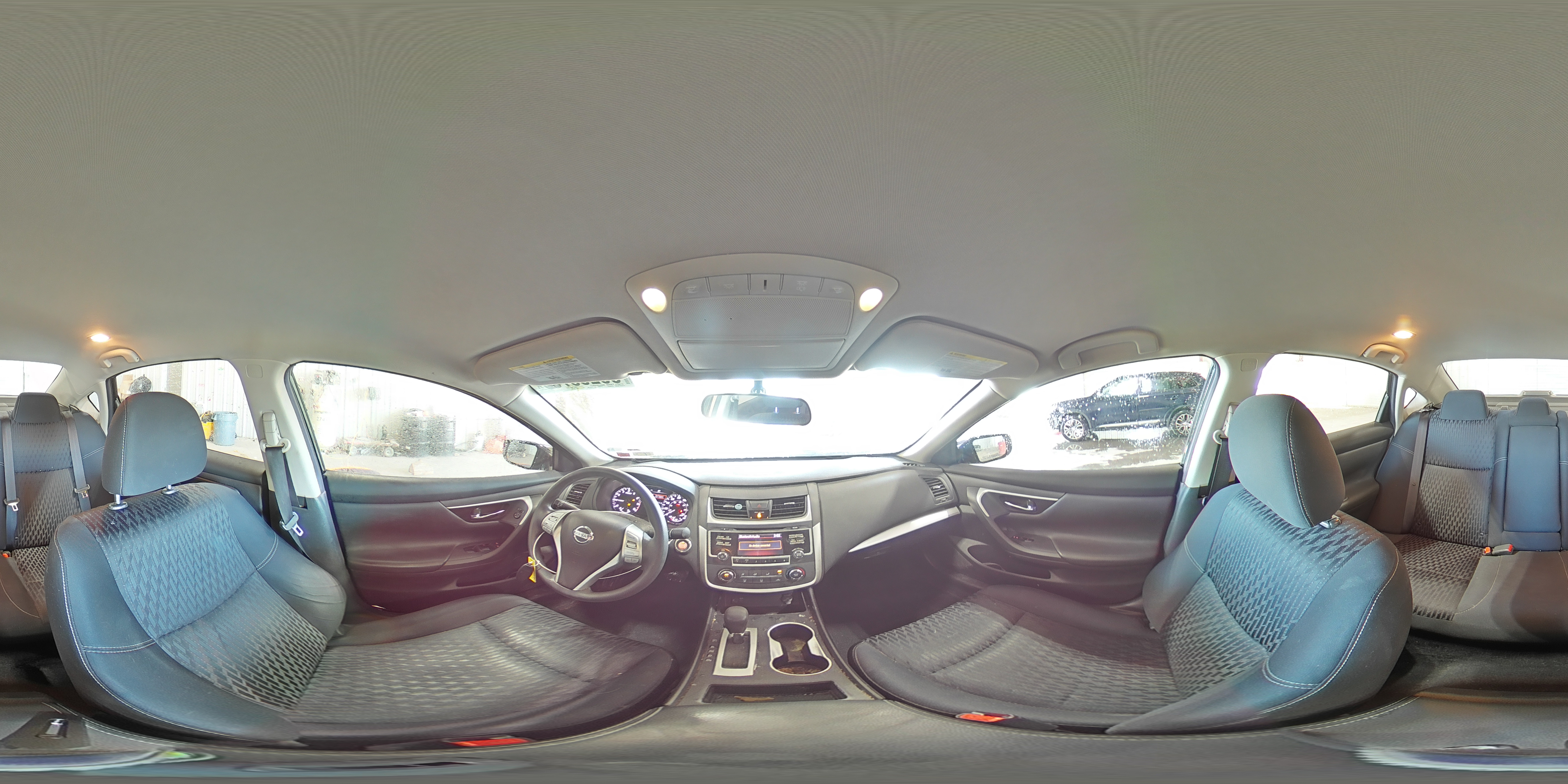 2017 Nissan Altima - Image 14