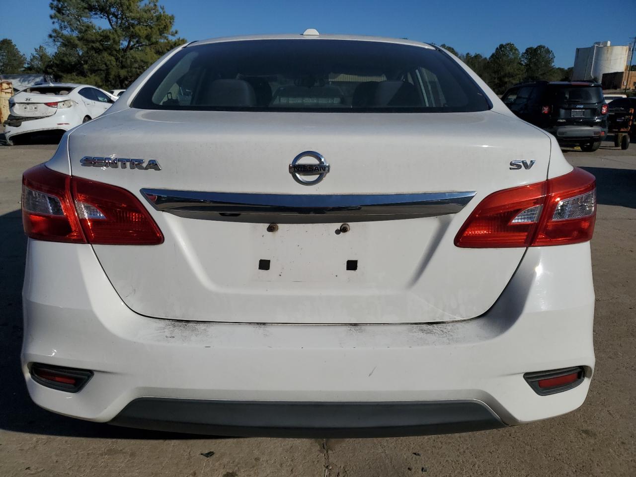2017 Nissan Sentra - Image 6