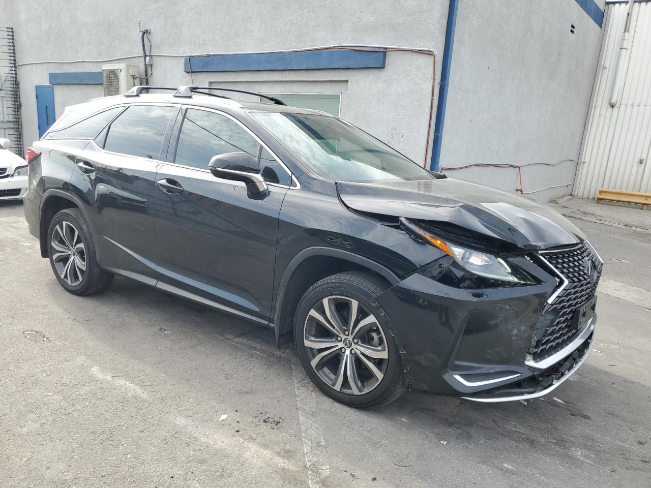 2022 Lexus RX - Image 4